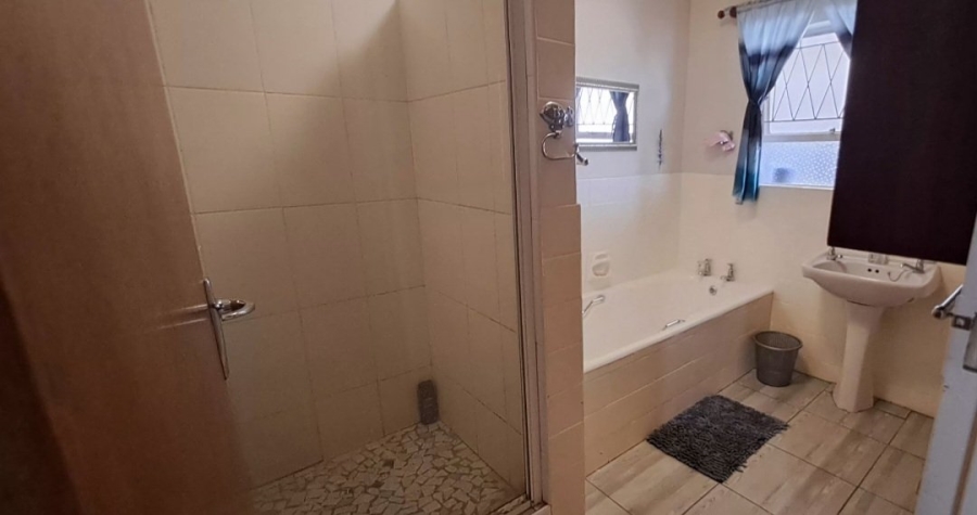 4 Bedroom Property for Sale in Manor Heights Eastern Cape